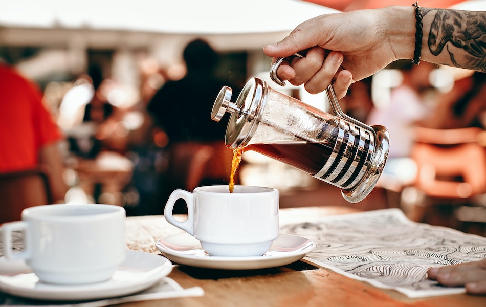 Why Coffee and Tea Mixed Is a Popular Drink