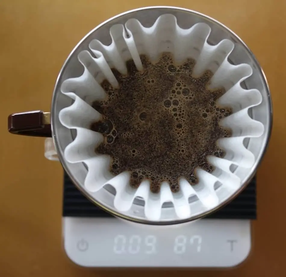 kalita wave brewing coffee on top of scales